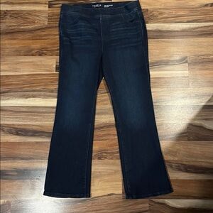 NWOT Torrid Lean Jean size 2 boot cut